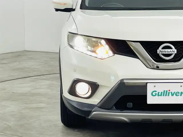 日産 エクストレイル ハイブリッド 20X ブラック エクストリーマーX ブレーキ 福島県 2015(平27)年 8.8万km ブリリアントホワイトパール 安全支援機能/・ふらつき警報/・進入禁止警報/・駐車支援/・車線逸脱/・後側方車両検知/・エマージェンシーブレーキ/純正ナビ/・全周囲カメラ /・バックカメラ/・フルセグTV/・ビルトインETC /・ステアリングスイッチ/・FM/AM/・Bluetooth接続/・AUX/・USB/前後ドライブレコーダー /純正デジタルインナーミラー /クルーズコントロール/パワーバックドア/シートヒーター（D＋N）/純正オーテックアルミホイール /純正フロアマット/オートライト/LEDヘッドライト/フォグランプ/アイドリングストップ/プッシュスタート/スマートキー/スペアキー