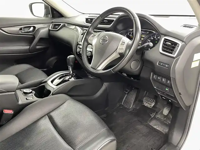 日産 エクストレイル ハイブリッド 20X ブラック エクストリーマーX ブレーキ 福島県 2015(平27)年 8.8万km ブリリアントホワイトパール 安全支援機能/・ふらつき警報/・進入禁止警報/・駐車支援/・車線逸脱/・後側方車両検知/・エマージェンシーブレーキ/純正ナビ/・全周囲カメラ /・バックカメラ/・フルセグTV/・ビルトインETC /・ステアリングスイッチ/・FM/AM/・Bluetooth接続/・AUX/・USB/前後ドライブレコーダー /純正デジタルインナーミラー /クルーズコントロール/パワーバックドア/シートヒーター（D＋N）/純正オーテックアルミホイール /純正フロアマット/オートライト/LEDヘッドライト/フォグランプ/アイドリングストップ/プッシュスタート/スマートキー/スペアキー