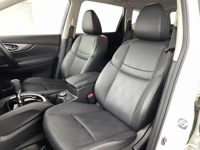 日産 エクストレイル ハイブリッド 20X ブラック エクストリーマーX ブレーキ 福島県 2015(平27)年 8.8万km ブリリアントホワイトパール 安全支援機能/・ふらつき警報/・進入禁止警報/・駐車支援/・車線逸脱/・後側方車両検知/・エマージェンシーブレーキ/純正ナビ/・全周囲カメラ /・バックカメラ/・フルセグTV/・ビルトインETC /・ステアリングスイッチ/・FM/AM/・Bluetooth接続/・AUX/・USB/前後ドライブレコーダー /純正デジタルインナーミラー /クルーズコントロール/パワーバックドア/シートヒーター（D＋N）/純正オーテックアルミホイール /純正フロアマット/オートライト/LEDヘッドライト/フォグランプ/アイドリングストップ/プッシュスタート/スマートキー/スペアキー