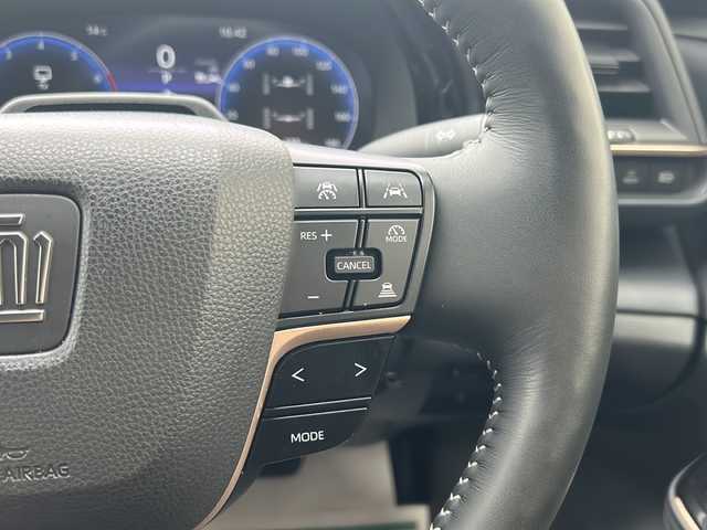 トヨタ クラウン スポーツ Z 埼玉県 2023(令5)年 1.8万km グレー Toyota Safety Sense/・プリクラッシュセーフティ/・レーンディパーチャーアラート/・オートハイビーム/・ブラインドスポットモニター/パワーバックドア/デジタルインナーミラー/ブラックレザーシート/前席パワーシート/エアシート/シートヒーター/純正12.3型ナビ/地デジTV/【Bluetooth接続】/パノラミックビューモニター/置くだけ充電/ETC（2.0）/LEDヘッドライト/前後ドラレコ/革巻きステアリング/ステアリングスイッチ/クリアランスソナー/純正21インチアルミホイル/サイド/カーテンエアバッグ/スマートキー