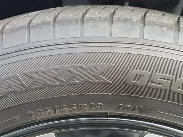 日産 アリア B9 e－4ORCE 東京都 2024(令6)年 0.6万km パールⅡ パノラミックガラスルーフ/（電動チルト＆スライド、電動格納シェード付、リモート機能付)/BOSEプレミアムサウンドシステム＆10スピーカー/ヘッドアップディスプレイ/EV専用Nissan Connect　ナビゲーションシステム/・12.3インチワイドディスプレイ/・USB/HDMI/Bluetooth/フルセグTV/・Apple Car Play/Android Auto/・Amazon Alexa　搭載/アラウンドビューモニター/プロパイロット2.0/ETC2.0/インテリジェントルームミラー/電動センターコンソール/ハーフレザーシート/パワーシート/シートヒーター/ステアリングヒーター/置くだけ充電/電動リアゲート/BSM