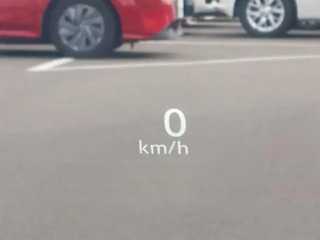 日産 アリア B9 e－4ORCE 東京都 2024(令6)年 0.6万km パールⅡ パノラミックガラスルーフ/（電動チルト＆スライド、電動格納シェード付、リモート機能付)/BOSEプレミアムサウンドシステム＆10スピーカー/ヘッドアップディスプレイ/EV専用Nissan Connect　ナビゲーションシステム/・12.3インチワイドディスプレイ/・USB/HDMI/Bluetooth/フルセグTV/・Apple Car Play/Android Auto/・Amazon Alexa　搭載/アラウンドビューモニター/プロパイロット2.0/ETC2.0/インテリジェントルームミラー/電動センターコンソール/ハーフレザーシート/パワーシート/シートヒーター/ステアリングヒーター/置くだけ充電/電動リアゲート/BSM