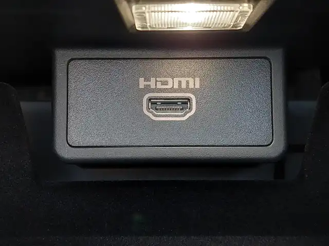 日産 アリア B9 e－4ORCE 東京都 2024(令6)年 0.6万km パールⅡ パノラミックガラスルーフ/（電動チルト＆スライド、電動格納シェード付、リモート機能付)/BOSEプレミアムサウンドシステム＆10スピーカー/ヘッドアップディスプレイ/EV専用Nissan Connect　ナビゲーションシステム/・12.3インチワイドディスプレイ/・USB/HDMI/Bluetooth/フルセグTV/・Apple Car Play/Android Auto/・Amazon Alexa　搭載/アラウンドビューモニター/プロパイロット2.0/ETC2.0/インテリジェントルームミラー/電動センターコンソール/ハーフレザーシート/パワーシート/シートヒーター/ステアリングヒーター/置くだけ充電/電動リアゲート/BSM