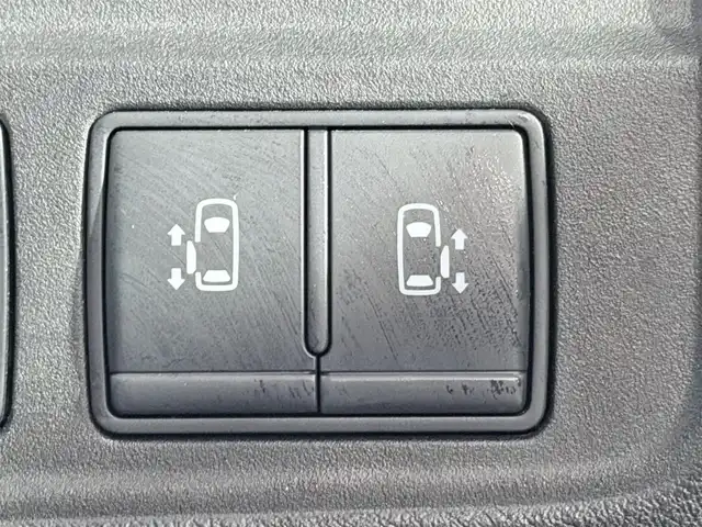 日産 セレナ ハイウェイスター V 大阪府 2020(令2)年 2.1万km ブリリアントホワイトパール ProPILOT 純正10incナビTV 360カメラ デジタルインナーミラー レーダークルコン 衝突軽減ブレーキ レーンアシスト ブラインドSM 両側パワースライドドア リアオートエアコン クリアランスソナー ETC