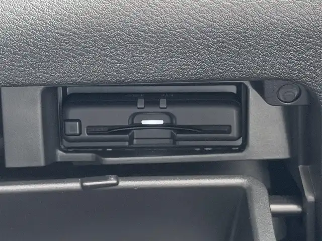 日産 セレナ ハイウェイスター V 大阪府 2020(令2)年 2.1万km ブリリアントホワイトパール ProPILOT 純正10incナビTV 360カメラ デジタルインナーミラー レーダークルコン 衝突軽減ブレーキ レーンアシスト ブラインドSM 両側パワースライドドア リアオートエアコン クリアランスソナー ETC