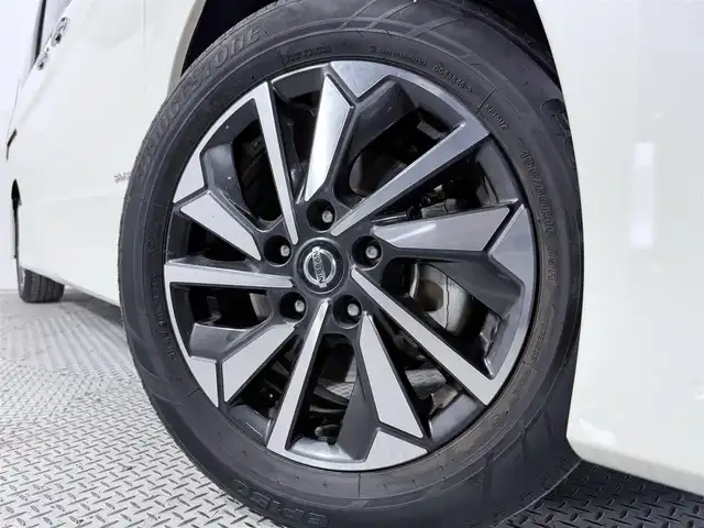 日産 セレナ ハイウェイスター V 大阪府 2020(令2)年 2.1万km ブリリアントホワイトパール ProPILOT 純正10incナビTV 360カメラ デジタルインナーミラー レーダークルコン 衝突軽減ブレーキ レーンアシスト ブラインドSM 両側パワースライドドア リアオートエアコン クリアランスソナー ETC