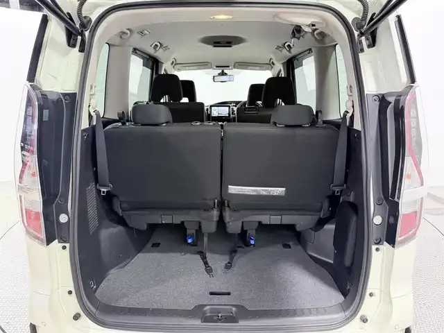 日産 セレナ ハイウェイスター V 大阪府 2020(令2)年 2.1万km ブリリアントホワイトパール ProPILOT 純正10incナビTV 360カメラ デジタルインナーミラー レーダークルコン 衝突軽減ブレーキ レーンアシスト ブラインドSM 両側パワースライドドア リアオートエアコン クリアランスソナー ETC