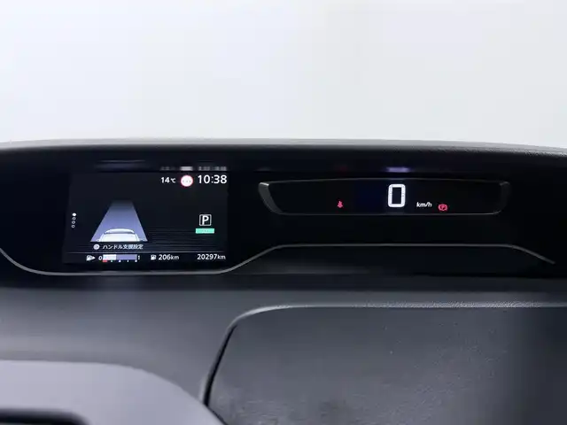 日産 セレナ ハイウェイスター V 大阪府 2020(令2)年 2.1万km ブリリアントホワイトパール ProPILOT 純正10incナビTV 360カメラ デジタルインナーミラー レーダークルコン 衝突軽減ブレーキ レーンアシスト ブラインドSM 両側パワースライドドア リアオートエアコン クリアランスソナー ETC