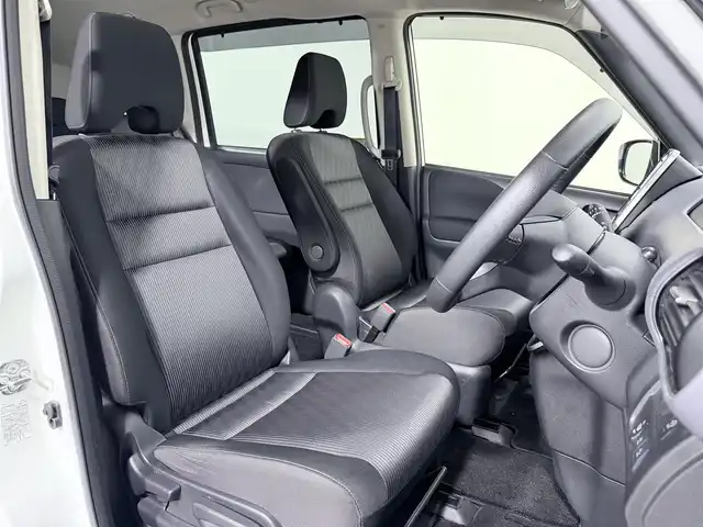 日産 セレナ ハイウェイスター V 大阪府 2020(令2)年 2.1万km ブリリアントホワイトパール ProPILOT 純正10incナビTV 360カメラ デジタルインナーミラー レーダークルコン 衝突軽減ブレーキ レーンアシスト ブラインドSM 両側パワースライドドア リアオートエアコン クリアランスソナー ETC