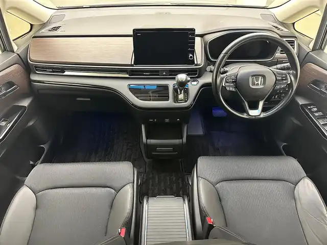 ホンダ オデッセイ ハイブリッド e:HEVアブソルート EX 兵庫県 2021(令3)年 2.8万km プレミアムスパークルブラックパール ハーフレザーシート/前席シートヒーター/パワーシート/純正メモリーナビ＆フルセグTV/（CD＆DVD＆SD＆BT）/フリップダウンモニター/アラウンドビューモニター/ドラレコ前後/純正18inアルミホイール/オートライト/LEDライト/LEDフォグ/スマートキー/プッシュスタート/フロアマット/ドアバイザー