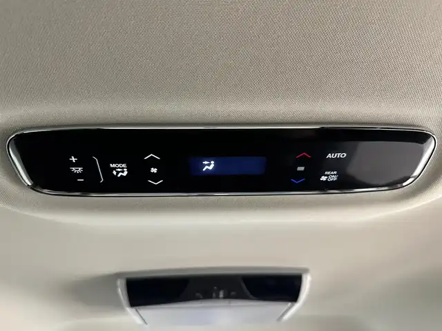 ホンダ オデッセイ ハイブリッド e:HEVアブソルート EX 兵庫県 2021(令3)年 2.8万km プレミアムスパークルブラックパール ハーフレザーシート/前席シートヒーター/パワーシート/純正メモリーナビ＆フルセグTV/（CD＆DVD＆SD＆BT）/フリップダウンモニター/アラウンドビューモニター/ドラレコ前後/純正18inアルミホイール/オートライト/LEDライト/LEDフォグ/スマートキー/プッシュスタート/フロアマット/ドアバイザー