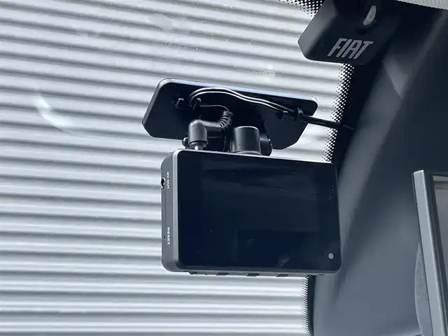 フィアット ５００Ｘ クロスプラス 茨城県 2016(平28)年 5.1万km 白 茶革 /シ-トヒ-タ- /PWシ-ト /ディスプレイOD /BT/AUX/USB /Bカメラ /パ-クセンサ- /衝突軽減B /レ-ンアシスト /BSM /クル-ズコントロ-ル /ETC /パドルシフト /純正18inAW /キセノンライト /オ-トライト /ル-フレ-ル /ドラレコ /禁煙車