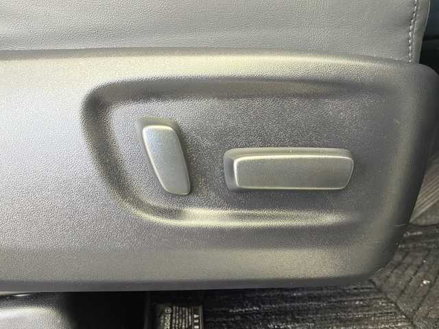 トヨタ アルファード S Cパッケージ 茨城県 2019(令1)年 4.9万km ホワイトパールクリスタルシャイン サンルーフ　後席モニター　純正１０型ナビ　バックモニター　フルセグＴＶ　デジタルインナーミラー　シートヒーター　ビルトインＥＴＣ　追従クルコン　両側電動スライドドア　電動リアゲート　ＬＥＤライト