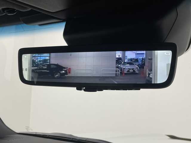 トヨタ ランドクルーザー ２５０ VX 埼玉県 2024(令6)年 0.7万km プラチナホワイトパールマイカ サンルーフ/純正ディスプレイオーディオ/(Bluetooth/USB/HDMI/AM/FM)/地デジフルセグ/全方位カメラ/ETC2.0/アダプティブクルーズコントロール/車線逸脱警報/ブラインドスポットモニター/衝突軽減ブレーキ/クリアランスソナー/オートマチックハイビーム/パワーバックドア/ドライブモードセレクト/電子パーキングシステム/ブレーキホールド/ヘッドライトウォッシャー/置くだけ充電/デジタルインナーミラー/運転席・助手席シートヒーター・ベンチレーション/ルーフレール/プッシュスタート/ステアリングリモコン/フロント・リヤフォグランプ/ウィンカーミラー/電動格納ミラー/社外フロアマット/純正ドアバイザー/純正18インチアルミホイール