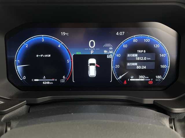 トヨタ ランドクルーザー ２５０ VX 埼玉県 2024(令6)年 0.7万km プラチナホワイトパールマイカ サンルーフ/純正ディスプレイオーディオ/(Bluetooth/USB/HDMI/AM/FM)/地デジフルセグ/全方位カメラ/ETC2.0/アダプティブクルーズコントロール/車線逸脱警報/ブラインドスポットモニター/衝突軽減ブレーキ/クリアランスソナー/オートマチックハイビーム/パワーバックドア/ドライブモードセレクト/電子パーキングシステム/ブレーキホールド/ヘッドライトウォッシャー/置くだけ充電/デジタルインナーミラー/運転席・助手席シートヒーター・ベンチレーション/ルーフレール/プッシュスタート/ステアリングリモコン/フロント・リヤフォグランプ/ウィンカーミラー/電動格納ミラー/社外フロアマット/純正ドアバイザー/純正18インチアルミホイール