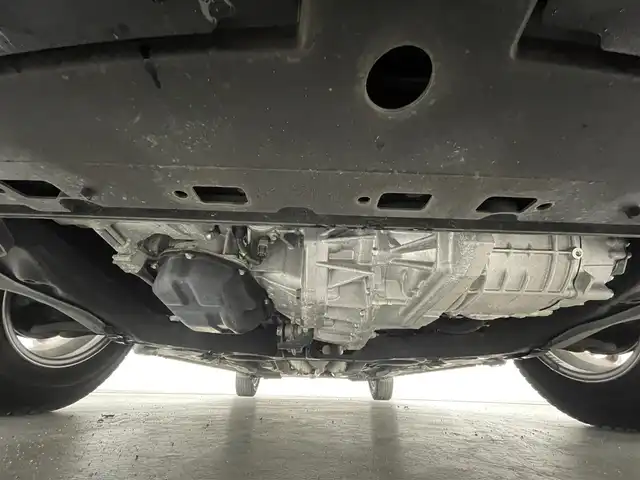 日産 ノート e－パワー X 福島県 2019(令1)年 2.7万km ダークメタルグレー 安全装備/・エマージェンシーブレーキ/・車線逸脱警報/・ハイビームアシスト/・インテリジェントルームミラー/・アラウンドビューモニター/・前後コーナーセンサー/・横滑り防止装置/純正７インチSDナビ/・フルセグTV/・CD/DVD/・Bluetooth/・SD/・AM/FM/・ステアリングスイッチ/前後ドライブレコーダー/ETC/ハロゲンヘッドライト/・オートライト/・ヘッドライトレベライザー/社外１４インチアルミホイール/純正フロアマット/アイドリングストップ/スマートキー/スペアキー１本/プッシュスタート/純正ドアバイザー/電動格納ミラー/ウインカーミラー