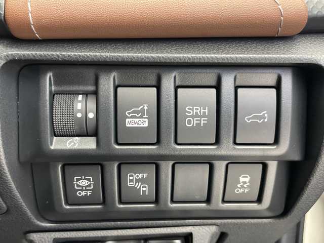 スバル フォレスター ハイブリッド アドバンス 千葉県 2019(平31)年 3.5万km クリスタルホワイトP 純正ナビ/　CD/DVD/Bluetooth/フルセグTV/Apple car play/ダイヤトーンサウンド/サンルーフ/アイサイト/レーダークルーズコントロール/レーンキープアシスト/衝突軽減ブレーキ/クリアランスソナー/ブラインドスポットモニター/ドライバーモニタリングシステム/F/S/Rカメラ/電動パーキング/オートホールド/オートハイビーム/茶革シート/シートヒーター/パワーシート（前席）/メモリーシート（運転席）/ステアリングヒーター/パワーバックドア/デジタルインナーミラー/ルーフレール/ETC/前後ドラレコ/LEDライト/フォグランプ/フロアマット/ドアバイザー