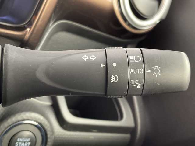 スズキ クロスビー HYBRID MZ 富山県 2023(令5)年 2.1万km タフカーキパールメタリック 純正8型ナビ（AM/FM/DVD/BT/フルセグ）/全方位カメラ/前後ドライブレコーダー/ビルトインETC/ハーフレザーシート/D/N席シートヒーター/衝突被害軽減システム/レーダークルーズコントロール/レーンキープアシスト/コーナーセンサー/横滑り防止装置/アイドリングストップ/オートLEDライト/フォグライト/純正アルミホイール/純正フロアマット/革巻きステアリング/ステアリングスイッチ/パドルシフト/スマートキー/スペアキー