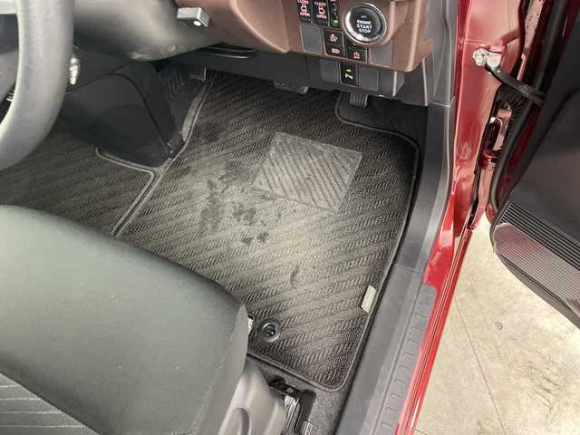 トヨタ ルーミー G 群馬県 2020(令2)年 2.9万km ファイアークォーツレッドM 純正ナビ　全周囲カメラ　ＥＴＣ　前後ドラレコ　衝突被害軽減ブレーキ　クリアランスソナー　クルーズコントロール　両側電動スライドドア　ＬＥＤヘッドライト　オートマチックハイビーム　スマートキー　禁煙車