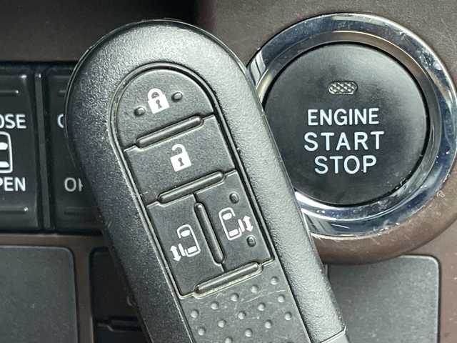 トヨタ ルーミー G 群馬県 2020(令2)年 2.9万km ファイアークォーツレッドM 純正ナビ　全周囲カメラ　ＥＴＣ　前後ドラレコ　衝突被害軽減ブレーキ　クリアランスソナー　クルーズコントロール　両側電動スライドドア　ＬＥＤヘッドライト　オートマチックハイビーム　スマートキー　禁煙車