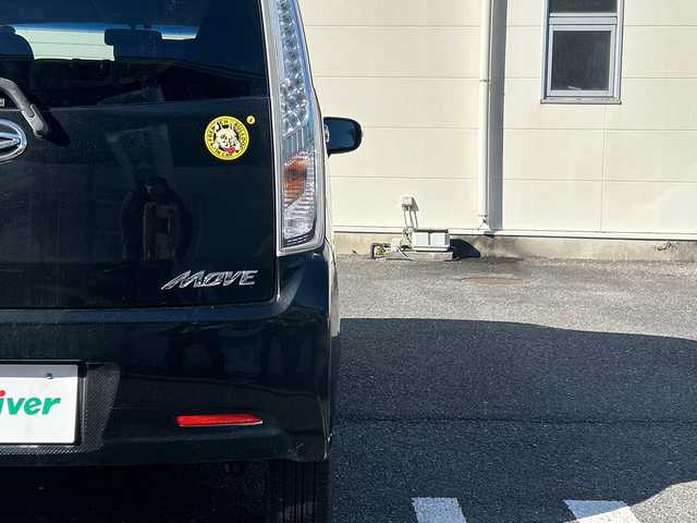 ダイハツ ムーヴ カスタム RS 三重県 2013(平25)年 10.6万km ブラックマイカメタリック 登録時106104km/社外ナビ/（AM/FM/TV/Bluetooth）/フルセグTV/バックカメラ/ETC/オートライト/MOMOステアリング/プッシュスタート/純正アルミ/純正フロアマット