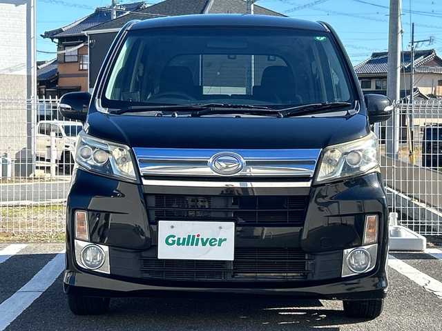 ダイハツ ムーヴ カスタム RS 三重県 2013(平25)年 10.6万km ブラックマイカメタリック 登録時106104km/社外ナビ/（AM/FM/TV/Bluetooth）/フルセグTV/バックカメラ/ETC/オートライト/MOMOステアリング/プッシュスタート/純正アルミ/純正フロアマット