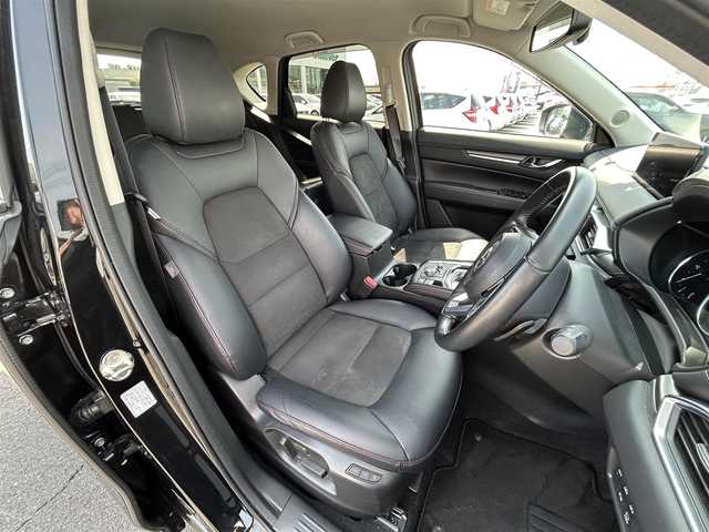 マツダ ＣＸ－５ XD ブラックトーンエディション 岡山県 2021(令3)年 5.4万km ジェットブラックマイカ 〇純正10.25インチナビ/〇フルセグTV/〇バックカメラ/〇360°ビューモニター/〇ETC/〇ドライブレコーダー/〇ターボ/〇アドバンスドスマートシティブレーキ/〇レーダークルーズコントロール/〇ブラインドスポットモニター/〇LEDヘッドランプ/〇左右独立オートライト/〇フォグランプ/〇純正19インチアルミ/〇パワーバックドア/〇革巻きステアリング/〇パドルシフト/〇ステアリングヒーター/〇パワーシート/〇シートヒーター/〇ハーフレザーシート/〇アドバンスドキーレス