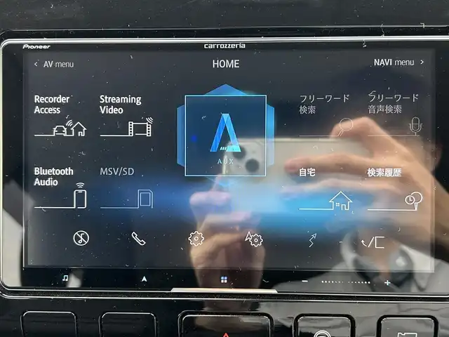 日産 セレナ ハイウェイスター Vセレクション 埼玉県 2017(平29)年 3.2万km ブリリアントホワイトパール ワンオーナー/社外ナビ/・フルセグテレビ/・DVD再生有/・AUX接続/・Bluetooth接続/・ストリーミング/・FM/AMラジオ/・AVIC-CQ911/後席フリップダウンモニター/アラウンドビューモニター/・フロントビュー/リヤビュー/・トップビュー/ETC/前方ドラレコ/プロパイロット/・インテリジェントクルーズコントロール/パーキングアシスト（自動駐車）/LDW（車線逸脱警報）/LDP（車線逸脱防止支援システム）/衝突被害軽減システム/プッシュスタート/オートライト/セーフティーシールド/電動パーキングブレーキ/AUTO　HOLD/WAC/USB入力/ドアバイザー/デジタルインナーミラー/両側パワースライドドア/ETC/純正スタッドレスタイヤ４本