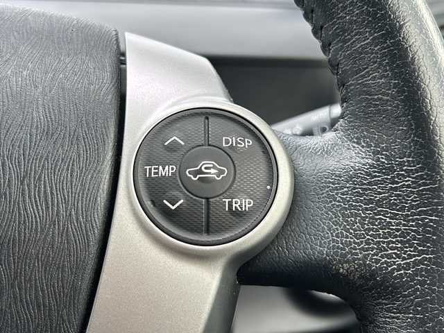 トヨタ アクア S 三重県 2013(平25)年 11.4万km イエロー 登録時113927Km/ナビ/（AM・FM・ＤＳ・Bluetooth）/フルセグTV/スペアキー　/両席シートヒーター/バッグカメラ　/ＥＣＯ・ＥＶモード　/ｎａｎｏｅ　/ステアリングリモコン　/キセノンオートライト　/フォグライト/ETC　/電動格納ミラー　/横滑り防止　/社外フロアマット/ダブルエアバッグ/取説　/ナビ取説　/保証書