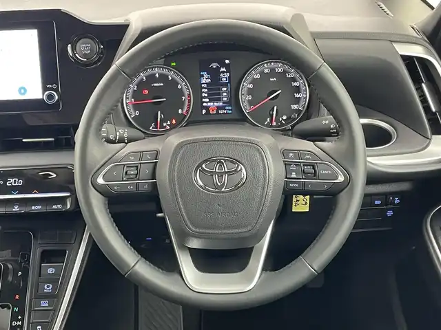 トヨタ ヴォクシー S－G 埼玉県 2024(令6)年 1.1万km ホワイトパールクリスタルシャイン 純正ディスプレイオーディオ/Bluetooth/Miracast/バックカメラ/両側パワースライド/ビルドインETC/追従クルーズコントロール/ヘッドランプレベライザー/電動パーキングブレーキ/オートブレーキホールド/ステアリングスイッチ/オートマチックハイビーム/コーナーセンサー/ドライブレコーダー/純正フロアマット/プッシュスタート/スマートキー