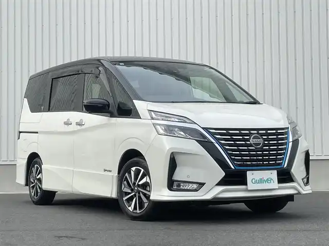 日産 セレナ e－パワー ハイウェイスター G 群馬県 2019(令1)年 3万km ブリリアントホワイトパール 2トーン ワンオーナー/純正SDナビ/（CD/DVD/SD/USB/Bluetooth）/フルセグテレビ/純正フリップダウンモニター/全方位運転支援システム/・インテリジェントエマージェンシーブレーキ/・標識検知機能/・踏み間違い衝突防止アシスト/・車線逸脱防止支援システム/・車線逸脱警報/・後側方衝突防止支援システム/・後側方車両検知警報/・後退時車両検知警報/セーフティパックB/・プロパイロット/・SRSエアバック（カーテン/サイド）/・インテリジェントアラウンドビューモニター/・インテリジェントパーキングアシスト/・ふらつき警報/・電動パーキングブレーキ/・オートブレーキホールド/・ヒーター付ドアミラー/ハンズフリー両側パワースライドドア/ドライブレコーダー/デジタルインナーミラー/ステアリングリモコン/シートヒーター/ETC/LEDヘッドランプ/パーソナルテーブル（2列目/3列目）/USB電源ソケット（2列目/3列目）/2列目超ロングスライド/横スライドシート/スライド機能付スマートアップ3列目シート/保証書/取扱説明書/スペアキー