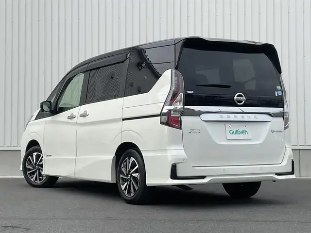 日産 セレナ e－パワー ハイウェイスター G 群馬県 2019(令1)年 3万km ブリリアントホワイトパール 2トーン ワンオーナー/純正SDナビ/（CD/DVD/SD/USB/Bluetooth）/フルセグテレビ/純正フリップダウンモニター/全方位運転支援システム/・インテリジェントエマージェンシーブレーキ/・標識検知機能/・踏み間違い衝突防止アシスト/・車線逸脱防止支援システム/・車線逸脱警報/・後側方衝突防止支援システム/・後側方車両検知警報/・後退時車両検知警報/セーフティパックB/・プロパイロット/・SRSエアバック（カーテン/サイド）/・インテリジェントアラウンドビューモニター/・インテリジェントパーキングアシスト/・ふらつき警報/・電動パーキングブレーキ/・オートブレーキホールド/・ヒーター付ドアミラー/ハンズフリー両側パワースライドドア/ドライブレコーダー/デジタルインナーミラー/ステアリングリモコン/シートヒーター/ETC/LEDヘッドランプ/パーソナルテーブル（2列目/3列目）/USB電源ソケット（2列目/3列目）/2列目超ロングスライド/横スライドシート/スライド機能付スマートアップ3列目シート/保証書/取扱説明書/スペアキー