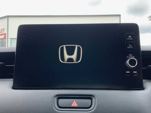 ホンダ ヴェゼル ハイブリッド e:HEV Z 大阪府 2021(令3)年 0.7万km プラチナホワイトパール 純正9インチナビ/   フルセグTV/Bluetooth/USB/衝突軽減/BSM/全方位モニター/シートヒーター/フルエアロ/レーダークルーズコントロール/電動リアゲート/前後ドライブレコーダー/純正フロアマット/ワイヤレス充電/ETC2.0/LEDヘッドライト