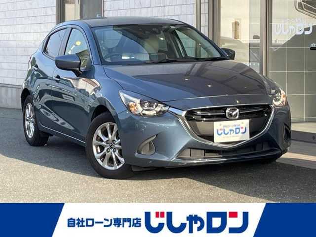 マツダ デミオ 13S ツーリング Lパッケージ 愛知県 2016(平28)年 7.2万km ブルーリフレックスマイカ (株)IDOMが運営する【じしゃロン豊川店】の自社ローン専用車両になります。こちらは現金またはオートローンご利用時の価格です。自社ローンご希望の方は別途その旨お申付け下さい/マツダコネクトナビ/フルセグTV/ETC/セーフティパッケージ/LEDヘッドライト/純正15インチアルミホイール/ステアリングスイッチ/オートエアコン/オフホワイト革ブラッククロスコンビシート/シートヒーター/プッシュスタートボタン/アドバンストキーレスエントリーシステム/SRSエアバック（運転席・助手席・サイド）