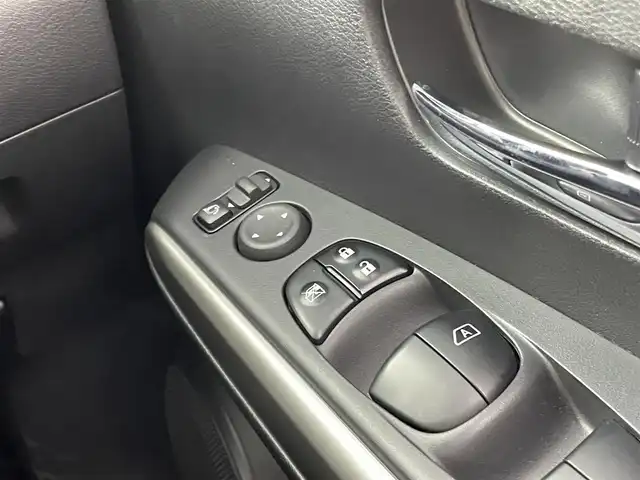 日産 キックス X 茨城県 2021(令3)年 2.2万km ピュアブラック 純正ナビ［MM521D-L］/フルセグ再生可/アラウンドビューモニター/プロパイロット/レーダークルーズコントロール/純正ビルトインETC/ドライブレコーダー