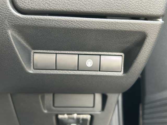 日産 ノート X 茨城県 2021(令3)年 3.4万km スーパーブラック 純正メモリナビ/Bluetooth/AppleCarPlay/AM/FM/USB/TV/スマートルームミラー/アラウンドビューモニター/バックカメラ/ステアリングリモコン/横滑り防止機能/レーンキープアシスト/衝突軽減ブレーキ/電動パーキング/オートホールド/純正フロアマット/オートライト/オートマチックハイビーム/フォグランプ/ワイヤレス充電/ETC/純正ドライブレコーダー/プッシュスタート/スマートキー