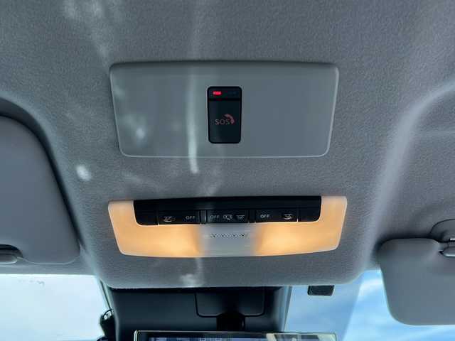 日産 ノート X 茨城県 2021(令3)年 3.4万km スーパーブラック 純正メモリナビ/Bluetooth/AppleCarPlay/AM/FM/USB/TV/スマートルームミラー/アラウンドビューモニター/バックカメラ/ステアリングリモコン/横滑り防止機能/レーンキープアシスト/衝突軽減ブレーキ/電動パーキング/オートホールド/純正フロアマット/オートライト/オートマチックハイビーム/フォグランプ/ワイヤレス充電/ETC/純正ドライブレコーダー/プッシュスタート/スマートキー