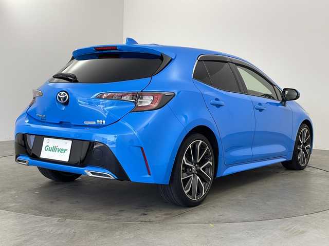 トヨタ カローラ スポーツ ハイブリッドG Z 兵庫県 2021(令3)年 6万km シアンM ・純正ナビ＆フルセグ＆DVD＆CD＆BT/・バックカメラ/・トヨタセーフティセンス/・プリクラッシュセーフティ/・レーンキープアシスト/・レーダークルーズコントロール/・オートマチックハイビーム/・クリアランスソナー/・スマートキー/・プッシュスタート/・社外ETC/・前後ドライブレコーダー/・LEDヘッドライト/・フォグランプ/・オートライト/・前席シートヒーター/・純正18インチAW/・電動パーキング/・ブレーキホールド/・電動格納ミラー/・フロアマット