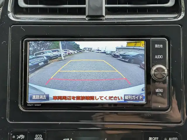 トヨタ プリウス S ツーリングセレクション 栃木県 2016(平28)年 13.8万km シルバーM (株)IDOMが運営する【じしゃロン宇都宮店】の自社ローン対象車両になります。こちらは現金またはオートローンご利用時の価格です。自社ローンご希望の方は別途その旨お申付け下さい/純正SDナビ/CD/DVD/BT/TV/バックカメラ/ETC/ドライブレコーダー/プッシュスタート/スマートキー/純正17インチAW/ステアリングスイッチ/ドアバイザー/ドアミラーウインカー/電格ミラー
