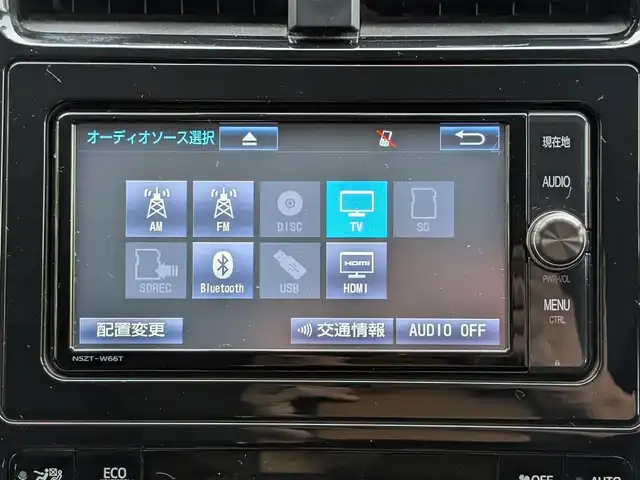 トヨタ プリウス S ツーリングセレクション 栃木県 2016(平28)年 13.8万km シルバーM (株)IDOMが運営する【じしゃロン宇都宮店】の自社ローン対象車両になります。こちらは現金またはオートローンご利用時の価格です。自社ローンご希望の方は別途その旨お申付け下さい/純正SDナビ/CD/DVD/BT/TV/バックカメラ/ETC/ドライブレコーダー/プッシュスタート/スマートキー/純正17インチAW/ステアリングスイッチ/ドアバイザー/ドアミラーウインカー/電格ミラー