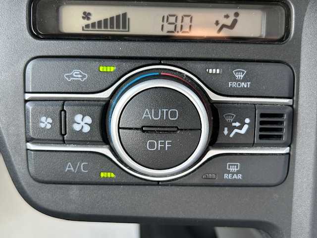 ダイハツ タント X 青森県 2019(令1)年 3.8万km レーザーブルークリスタルシャイン ワンオーナー/衝突被害軽減ブレーキ/LEDヘッドライト/LEDフォグライト/オートライト/全方位カメラ/純正ナビ(ワンセグ/CD/DVD/ラジオ)/前席シートヒーター/コーナーセンサー/スペアキー/ドライブレコーダー(前方)/左側パワースライドドア/横滑り防止装置/電動格納ミラー/プッシュスタート/新車時保証書/取扱説明書/社外14インチAW付き冬タイヤ積込み(155/65/14)