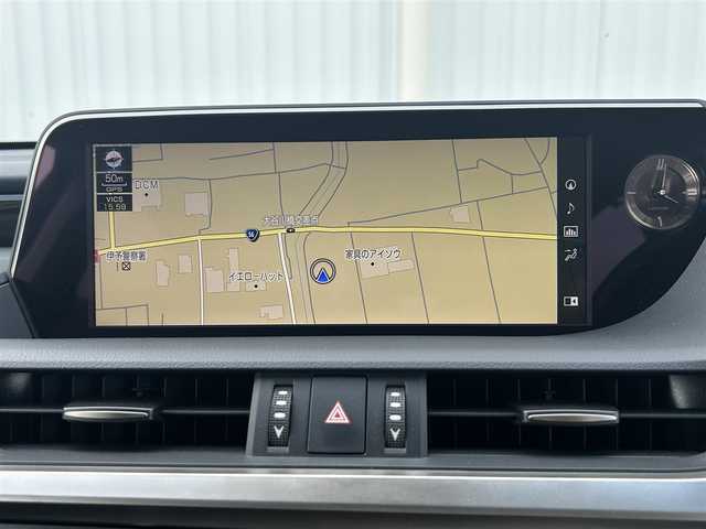 レクサス ＥＳ 300h バージョンL 愛媛県 2020(令2)年 4.3万km ブラック サンルーフ/純正メーカーナビ/Bluetooth/フルセグTV/CD・DVD/バックカメラ/全方位カメラ/BSM/追従型クルーズコントロール/ドラレコ前後/USB入力端子/電動リアゲート/全席シートヒーター/前席エアシート/前後コーナーセンサー/レザーシート/横滑り防止装置/レーンキープアシスト/衝突被害軽減システム/スペアキー/オートLED/Wサイドエアバッグ/ETC/純正フロアマット