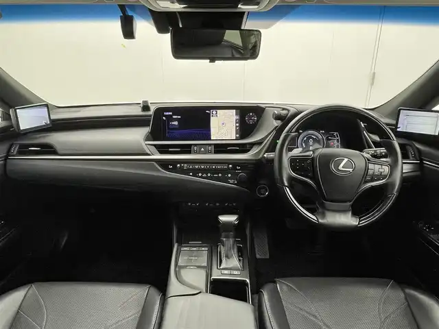 レクサス ＥＳ 300h バージョンL 茨城県 2019(平31)年 3.7万km ソニッククォーツ 純正12.3型ナビ/全方位カメラ/フルセグ/デジタルアウターミラー/デジタルインナーミラー/ムーンルーフ/HUD/TRDエアロ/TRDマフラー/置くだけ充電/衝突被害軽減ブレーキ/車線逸脱抑制装置/レーダークルーズコントロール/オートマチックハイビーム/クリアランスソナー/BSM/ETC2.0/ドラレコ/シートヒーター/ベンチレーション/ステアリングヒーター/AC100V/純正18インチAW/3眼LEDヘッドライト/スマートキー