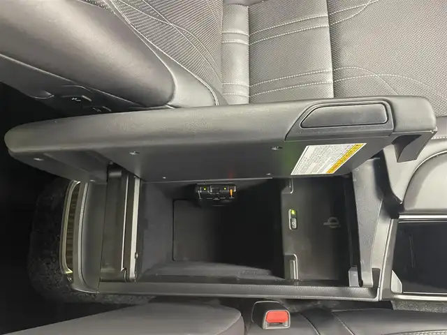 レクサス ＥＳ 300h バージョンL 茨城県 2019(平31)年 3.7万km ソニッククォーツ 純正12.3型ナビ/全方位カメラ/フルセグ/デジタルアウターミラー/デジタルインナーミラー/ムーンルーフ/HUD/TRDエアロ/TRDマフラー/置くだけ充電/衝突被害軽減ブレーキ/車線逸脱抑制装置/レーダークルーズコントロール/オートマチックハイビーム/クリアランスソナー/BSM/ETC2.0/ドラレコ/シートヒーター/ベンチレーション/ステアリングヒーター/AC100V/純正18インチAW/3眼LEDヘッドライト/スマートキー
