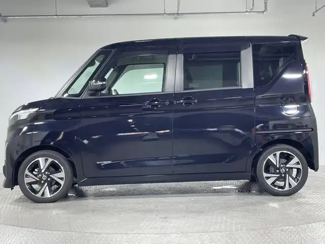 日産 ルークス HWS Gターボ プロパイロットED 神奈川県 2020(令2)年 2.5万km ブラック 純正9型SDナビゲーション【MM319D-L】/AM FM フルセグ Bluetooth CD DVD/アラウンドビューモニター/両側パワースライドドア/プロパイロット/先進安全装備/インテリジェントエマージェンシーブレーキ/踏み間違い衝突防止アシスト/インテリジェントLI/レーンディパーチャーワーニング/前方衝突予測警報/ふらつき警報/標識検知機能/アイドリングストップ/電子パーキング/オートホールド/ハーフレザーシート/ステアリングリモコン/純正フロアマット/LEDヘッドライト/オートライト/オートマチックハイビーム/純正15インチアルミホイル/プッシュスタート/スマートキー