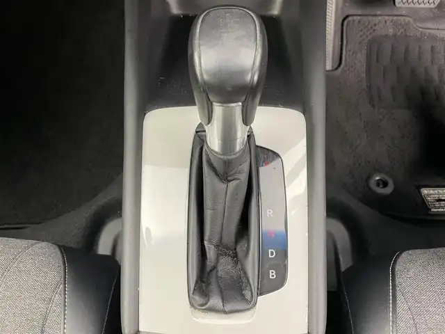 ホンダ フィット e:HEVホーム 富山県 2020(令2)年 4.8万km クリスタルブラックパール 純正メーカーOPナビ/フルセグ /DVD/Bluetooth/バックカメラ/ETC/ドラレコ /レーダークルーズ/前後コーナーセンサー/ホンダセンシング/LEDヘッドライト/純正フロアマット/スマートキー