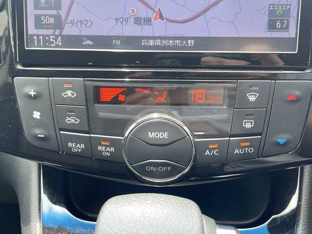 日産 セレナ ハイウェイスター Sハイブリッド 兵庫県 2014(平26)年 6.5万km ブリリアントホワイトパール 純正SDナビ/・BT/・CD/DVD/・フルセグTV/純正フリップダウンモニター/オートクルーズコントロール/レーン逸脱警報/純正アルミホイール/純正フロアマット/両側パワースライドドア/Wエアバック/LEDライト