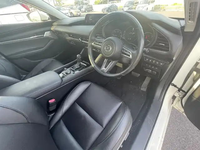 マツダ マツダ３セダン XD Lパッケージ 岡山県 2020(令2)年 3.7万km スノーフレイクホワイトパールマイカ 登録時走行距離36538km/純正ナビ/全方位カメラ/ＢＯＳＥサウンドシステム/ＢＳＭ/クルコン（追従）衝突軽減システム/レーンキープアシスト/オートハイビーム/シートヒーター/ステアリングヒーター/コーナーセンサー/ドラレコ