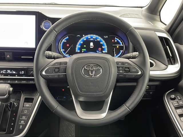 トヨタ ノア ハイブリッド S－Z 長野県 2022(令4)年 2.2万km アティチュードブラックマイカ 4WD/純正SDナビ/Bluetooth/CD/DVD/フルセグTV/バックカメラ/ETC2.0/社外前後ドラレコ/両側パワースライドドア/横滑り防止装置/衝突被害軽減システム/純正ドアバイザー/社外16インチAW付サマータイヤ装着/社外16インチAW付スタッドレスタイヤ積込/純正ドアバイザー/コーナーセンサー/シートヒーター（運転席、助手席）/2列目サンシェード/ステアリングスイッチ/フォグランプ/LEDヘッドライト/スマートキー