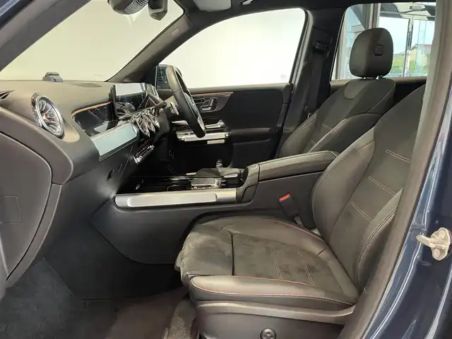 メルセデス・ベンツ Ｍ・ベンツ ＧＬＢ２００ｄ 4マチック AMGライン 愛知県 2022(令4)年 4.6万km デニムブルー パノラミックＳ／Ｒ　/ＭＢＵＸ　/３６０度カメラ　/Ｂｌｕｅｔｏｏｔｈ　/ＵＳＢ　/３６０度カメラ　/ＡＣＣ　/ＬＫＡ　/ＬＤＷ　/ＢＳＭ　/ドライブレコーダー　/ＤＳＲＣＥＴＣ　/アンビエントライト/プッシュスタート/アイドリングストップ/パワーバックドア